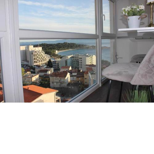 Summer Fantasy Apartment