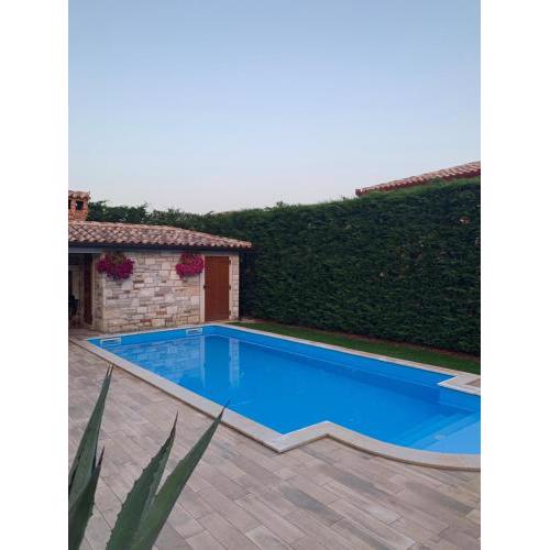 Villa Eva Karigador